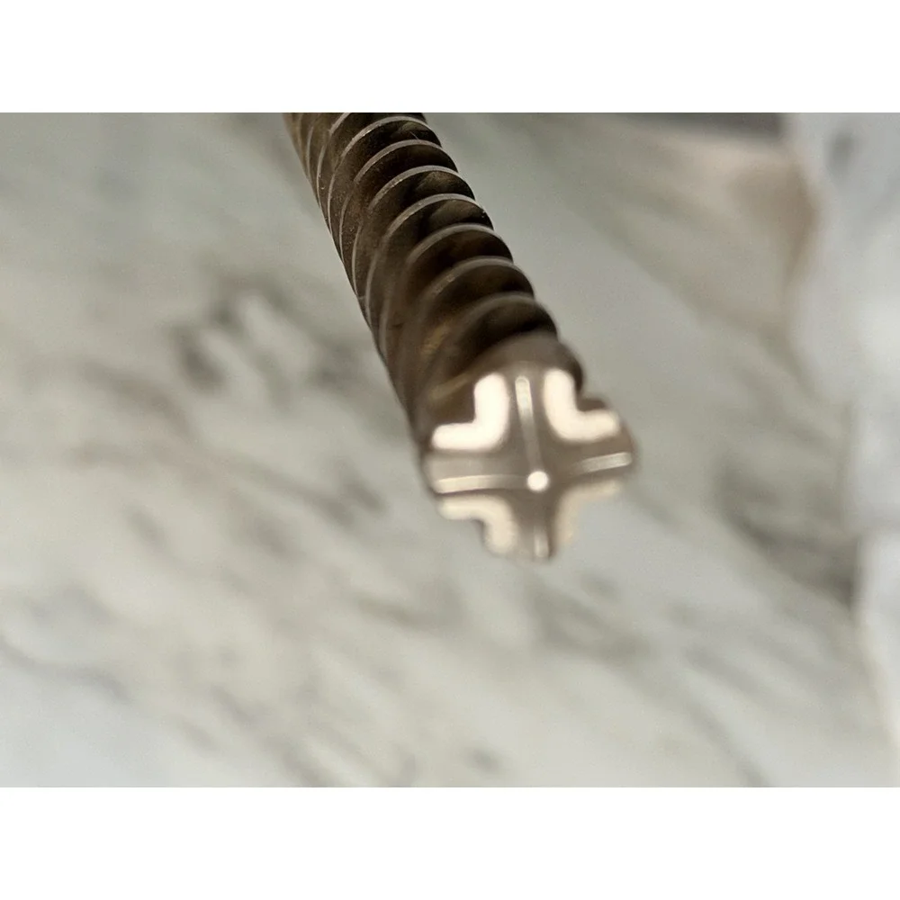 New Milwalkee Concrete W/ Rebar Drill Bit~1/2 x 22